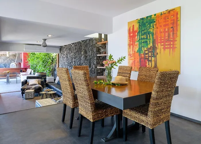 Luxury And Harmony House